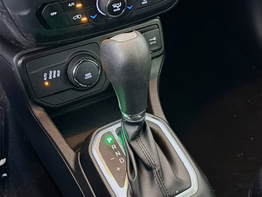 Used 2023 Jeep Renegade Latitude image 20