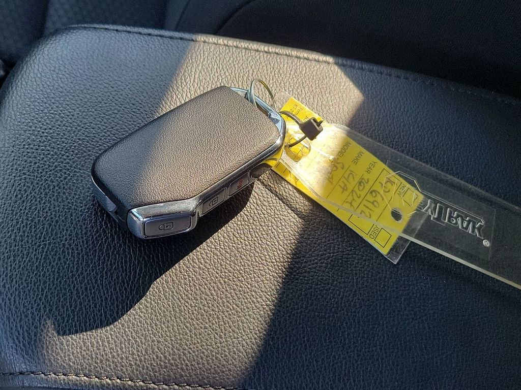 Used 2024 Kia Soul LX w/ Option Group 015 image 27