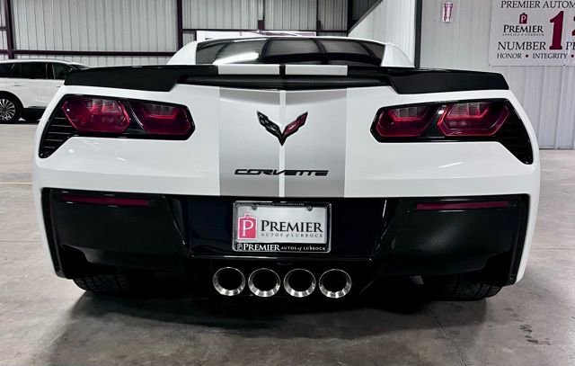Used 2016 Chevrolet Corvette Stingray Coupe w/ 3LT Preferred Equipment Group image 4