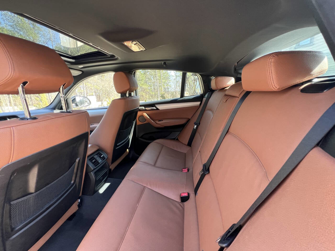 Used 2018 BMW X4 M40i image 13