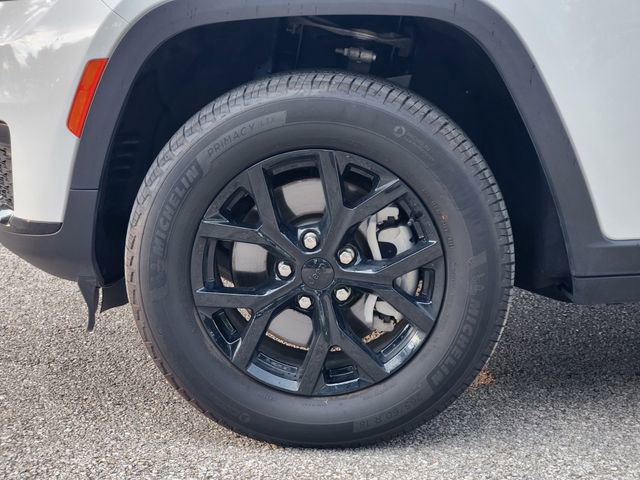 Used 2024 Jeep Grand Cherokee L Laredo image 7