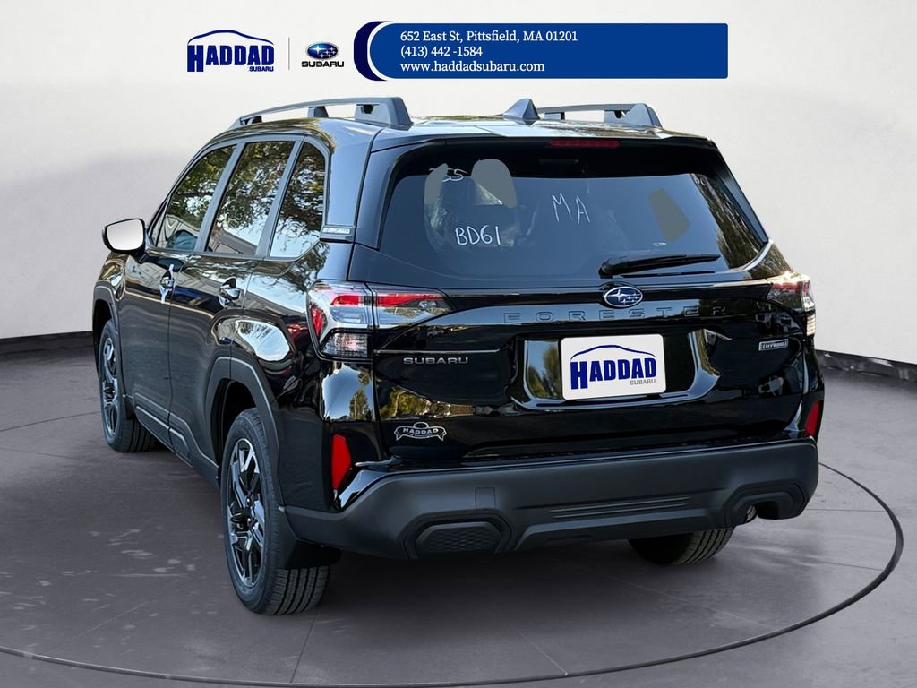 New 2025 Subaru Forester Premium image 3