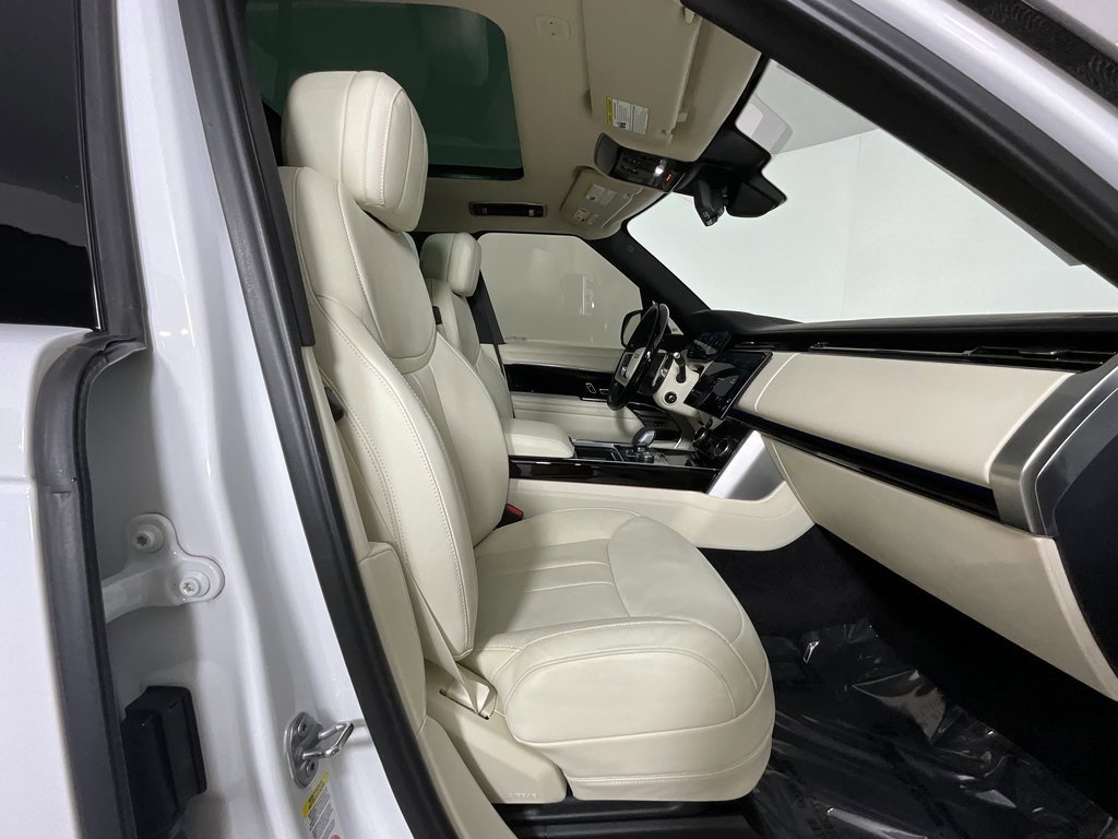 Certified 2023 Land Rover Range Rover SE image 20