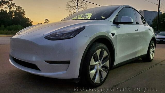 Used 2021 Tesla Model Y Long Range image 2