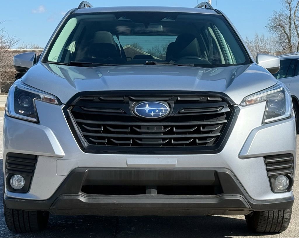 Used 2022 Subaru Forester Premium image 9