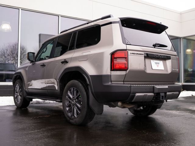Used 2025 Toyota Land Cruiser w/ Premium Package image 7