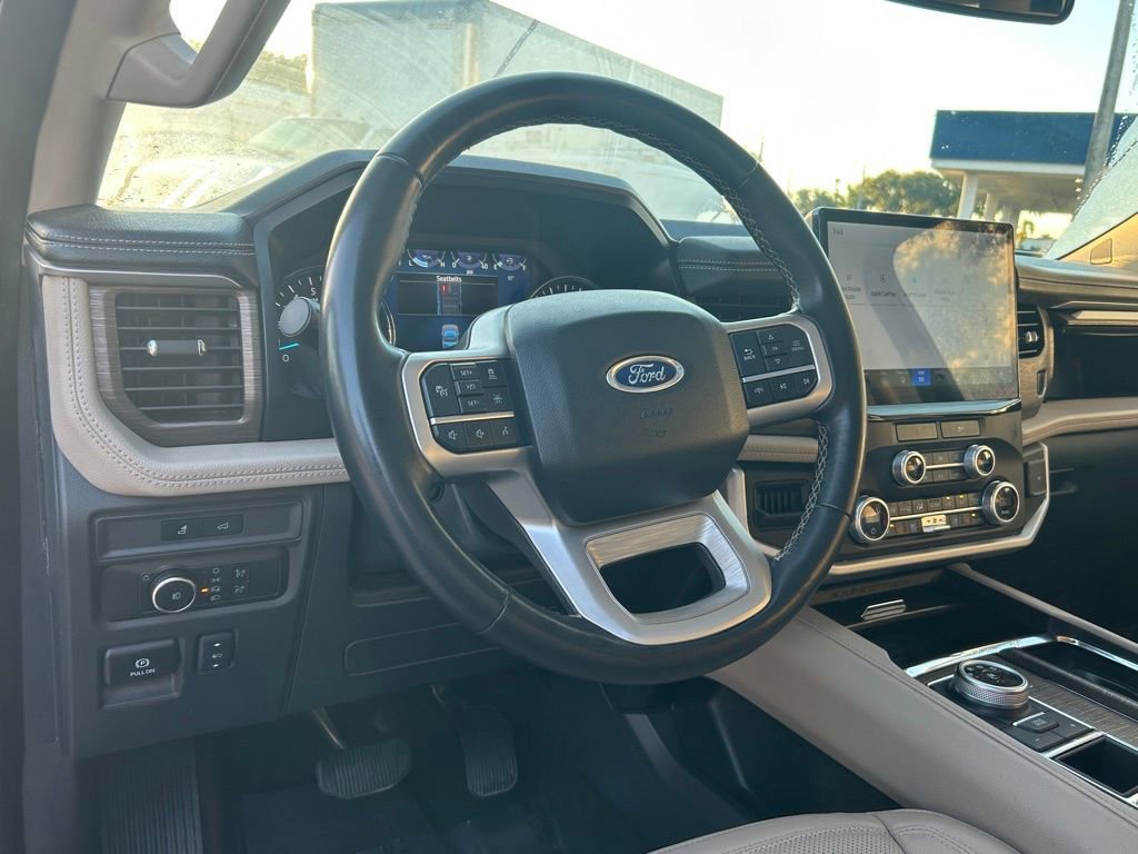 Used 2023 Ford Expedition Max Limited image 36