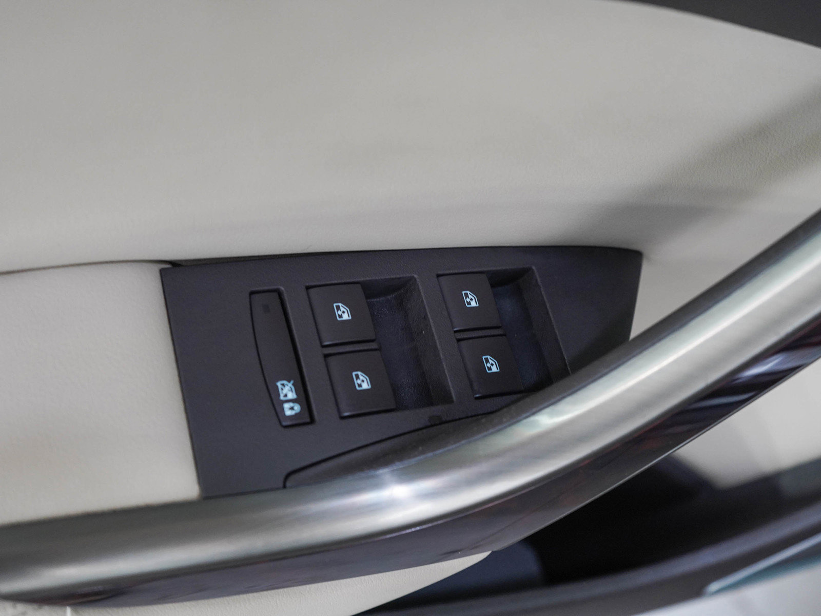 Used 2014 Buick Verano FWD image 18
