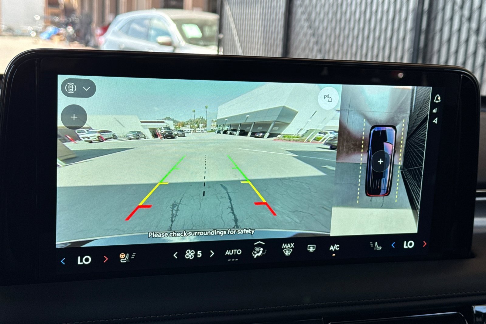 New 2025 Lincoln Aviator 2WD w/ Equipment Group 101A image 19