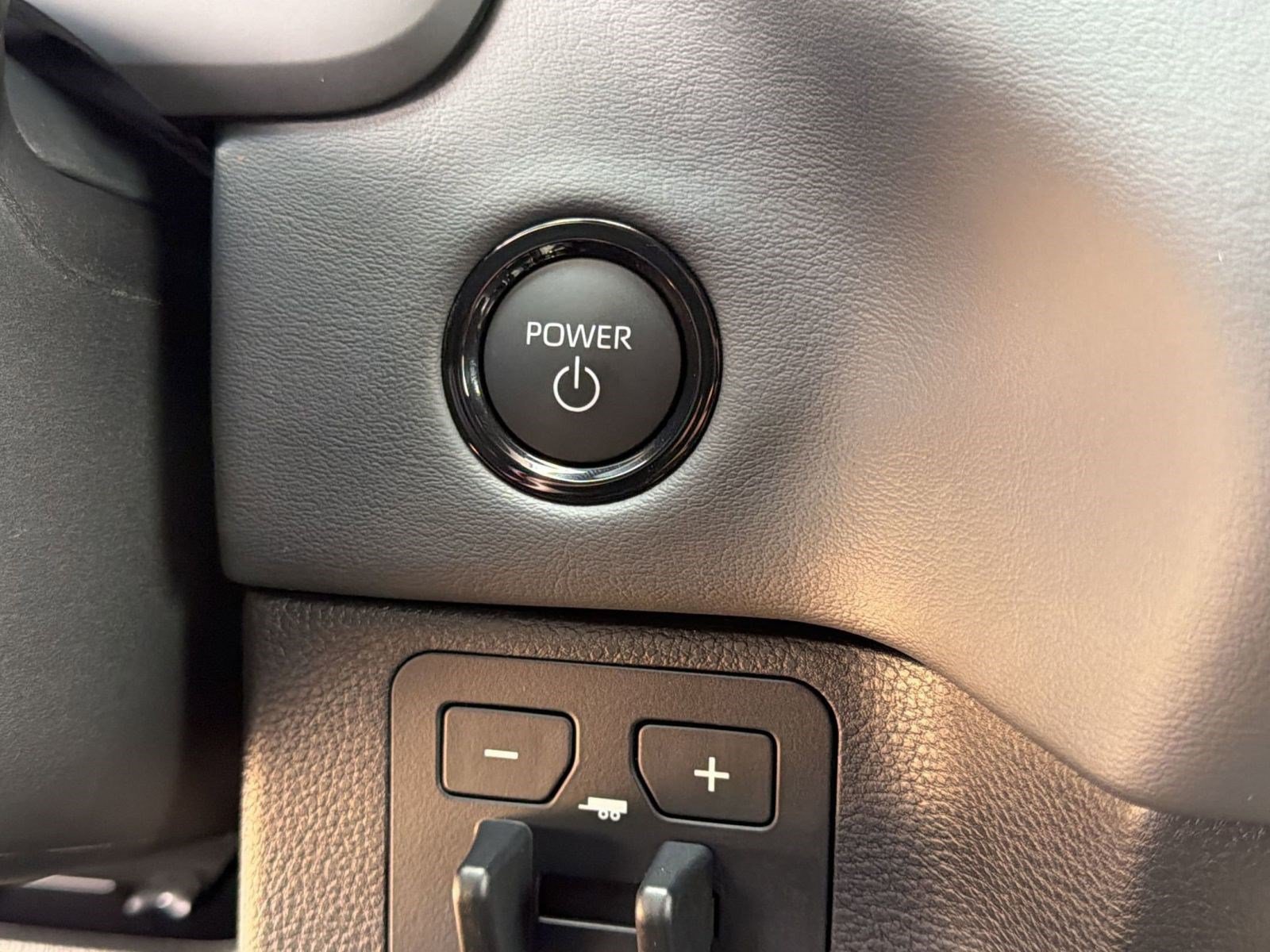 New 2026 Toyota Sequoia Platinum AWD/4WD image 29