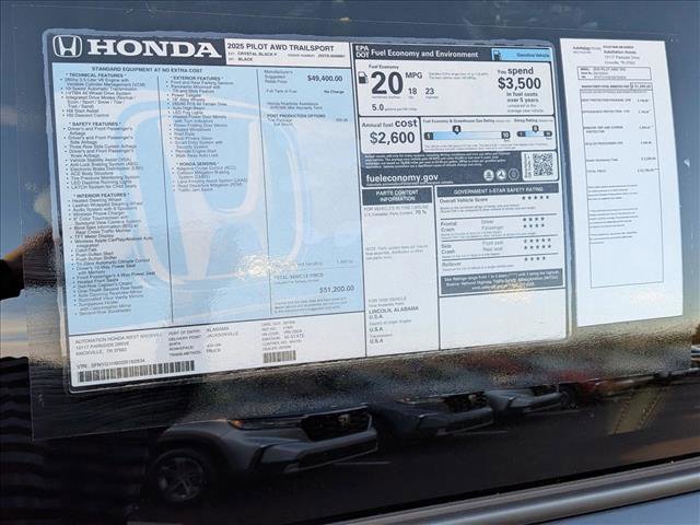 New 2025 Honda Pilot TrailSport image 17