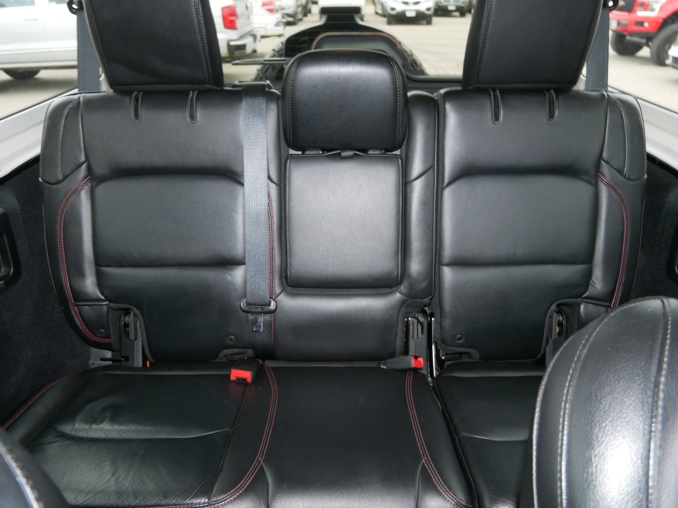 Used 2018 Jeep Wrangler Unlimited Rubicon w/ Cold Weather Group image 13