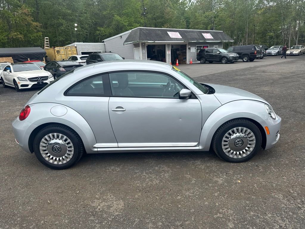 Used 2014 Volkswagen Beetle 1.8T FWD image 3