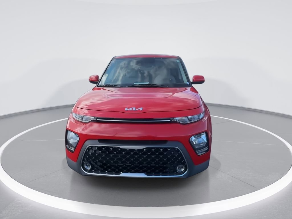 Used 2022 Kia Soul EX image 3