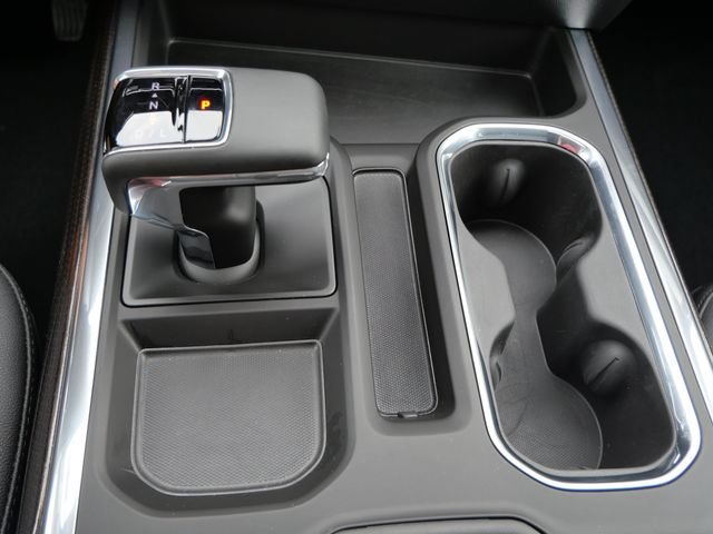 Used 2026 Chevrolet Silverado 1500 RST w/ Redline Edition AWD/4WD image 17