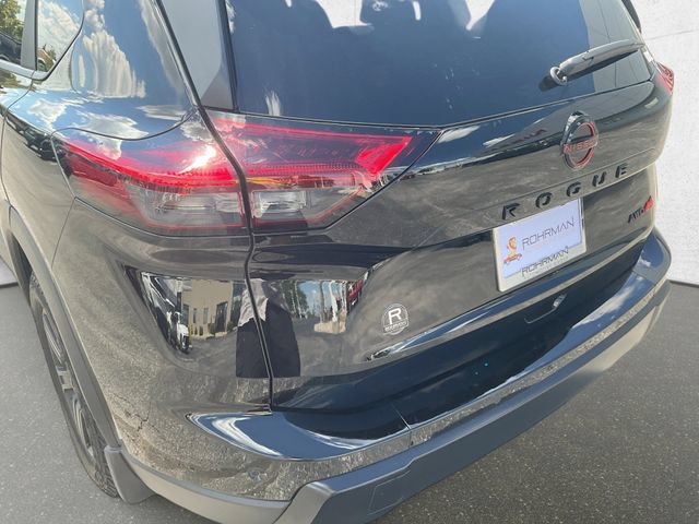 New 2026 Nissan Rogue SV w/ Rock Creek Premium Package AWD/4WD image 31