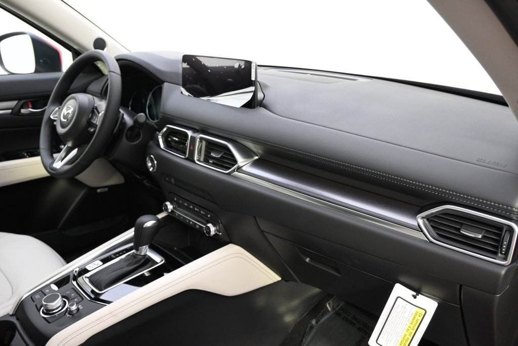 New 2025 MAZDA CX-5 AWD 2.5 S w/ Premium Plus Pkg image 15