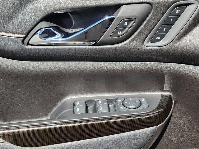 Used 2023 GMC Acadia AT4 w/ Technology Package AWD/4WD image 11