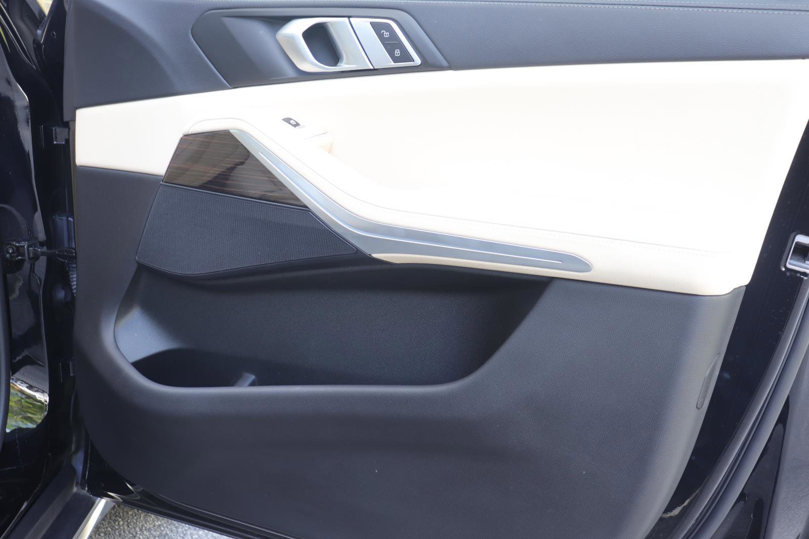 Used 2021 BMW X5 sDrive40i w/ Convenience Package image 18