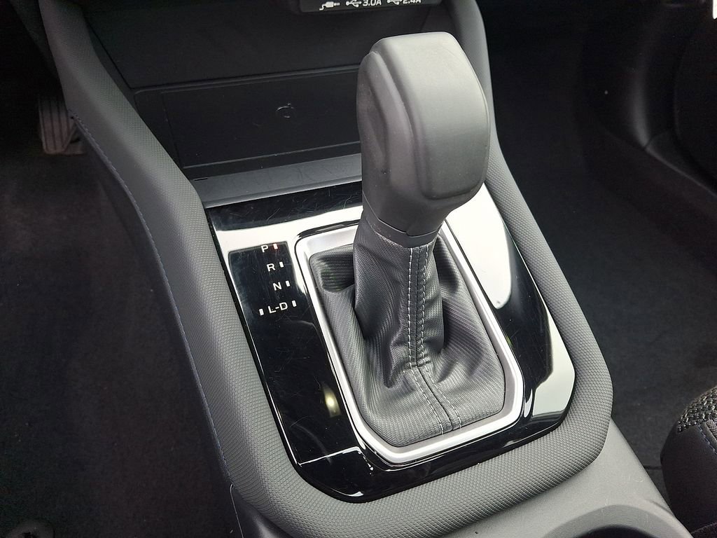 Used 2025 Subaru Forester Premium image 14