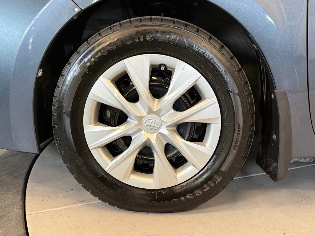 Used 2015 Toyota Corolla L image 22