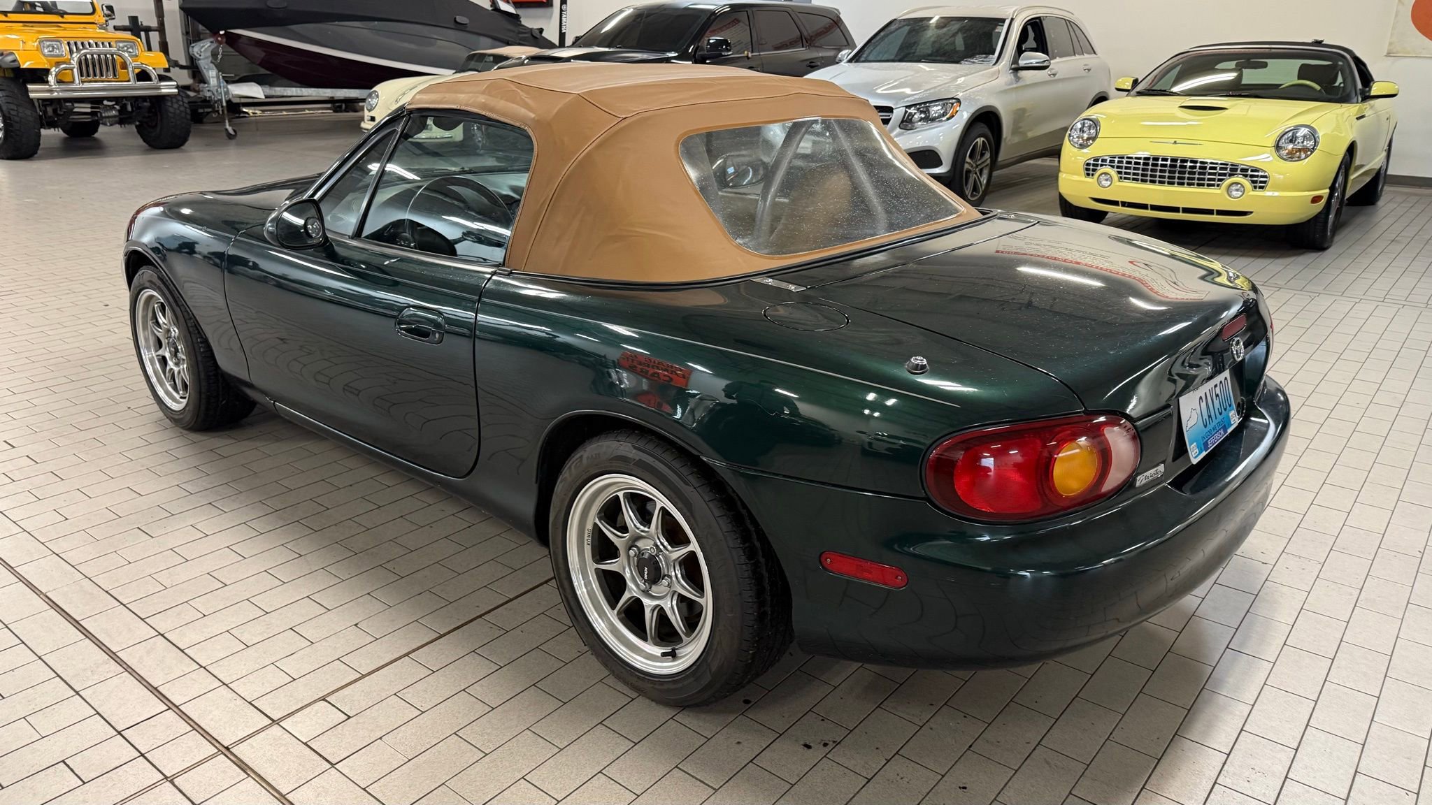 Used 1999 MAZDA MX-5 Miata image 4