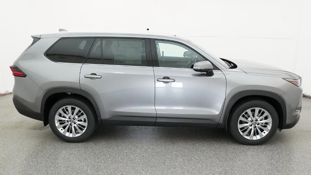 New 2026 Toyota Grand Highlander Platinum AWD/4WD image 11