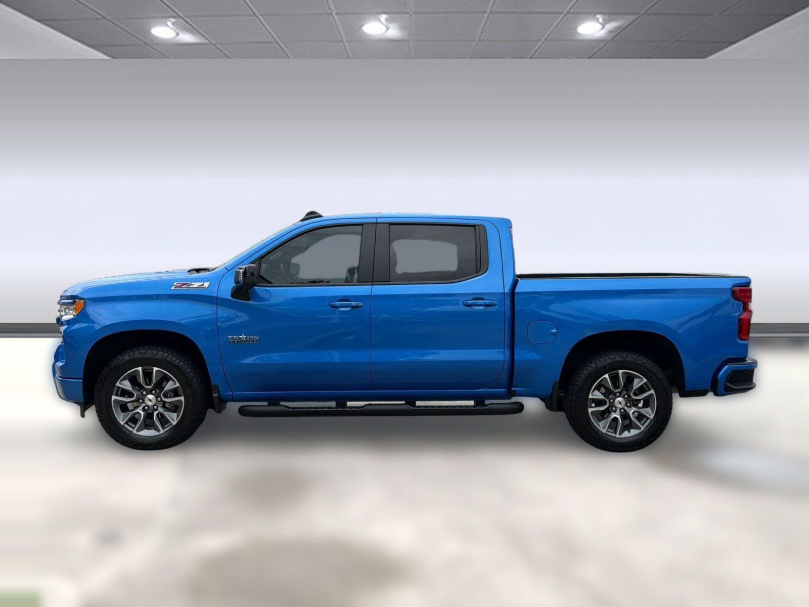 Certified 2025 Chevrolet Silverado 1500 RST AWD/4WD image 2
