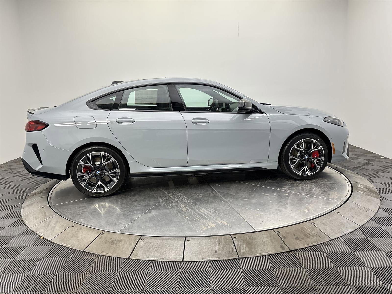 Used 2025 BMW M235i xDrive w/ Premium Package AWD/4WD image 17