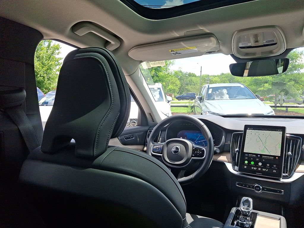 Certified 2026 Volvo XC90 B6 Plus AWD/4WD image 15