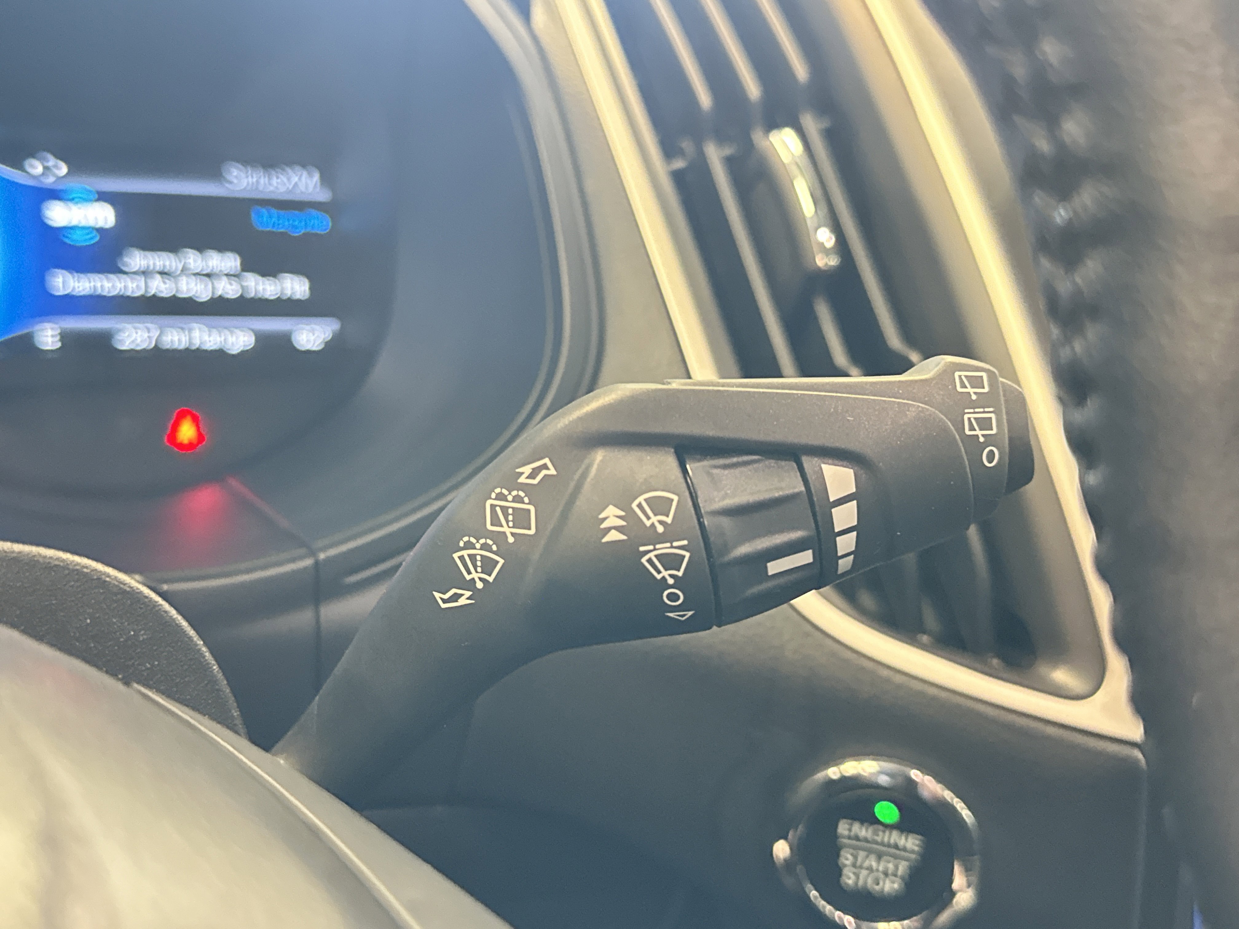 Used 2024 Ford Edge SEL w/ Convenience Package image 37