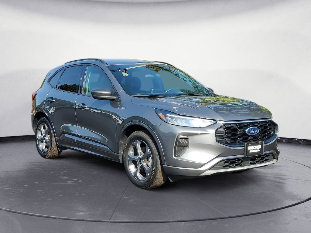Used 2024 Ford Escape ST-Line FWD image 2