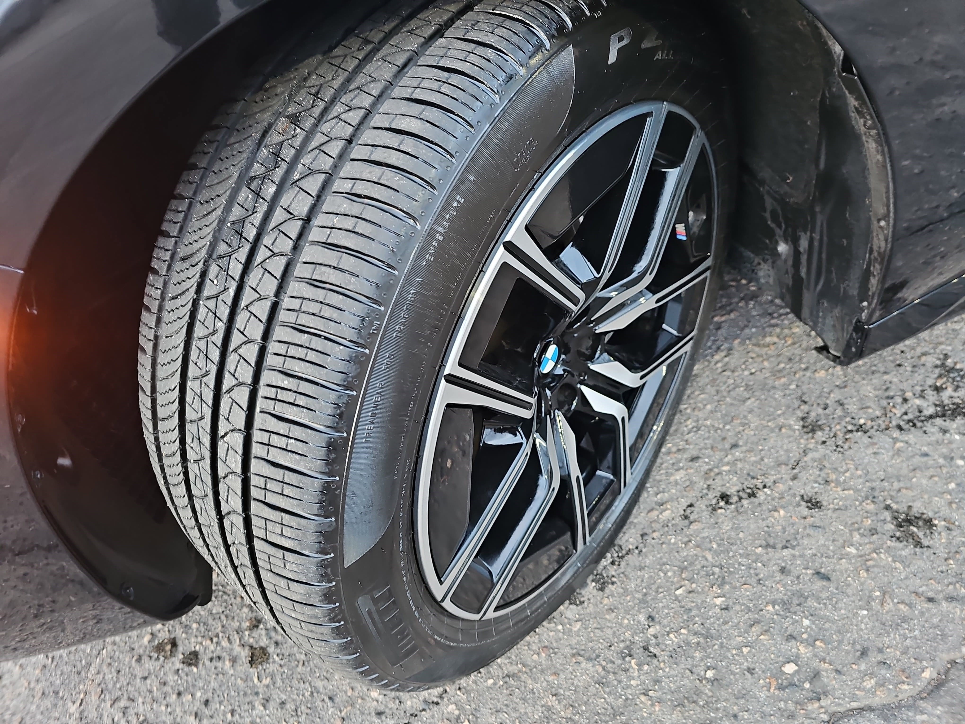 Certified 2023 BMW 740i w/ Executive Package image 35