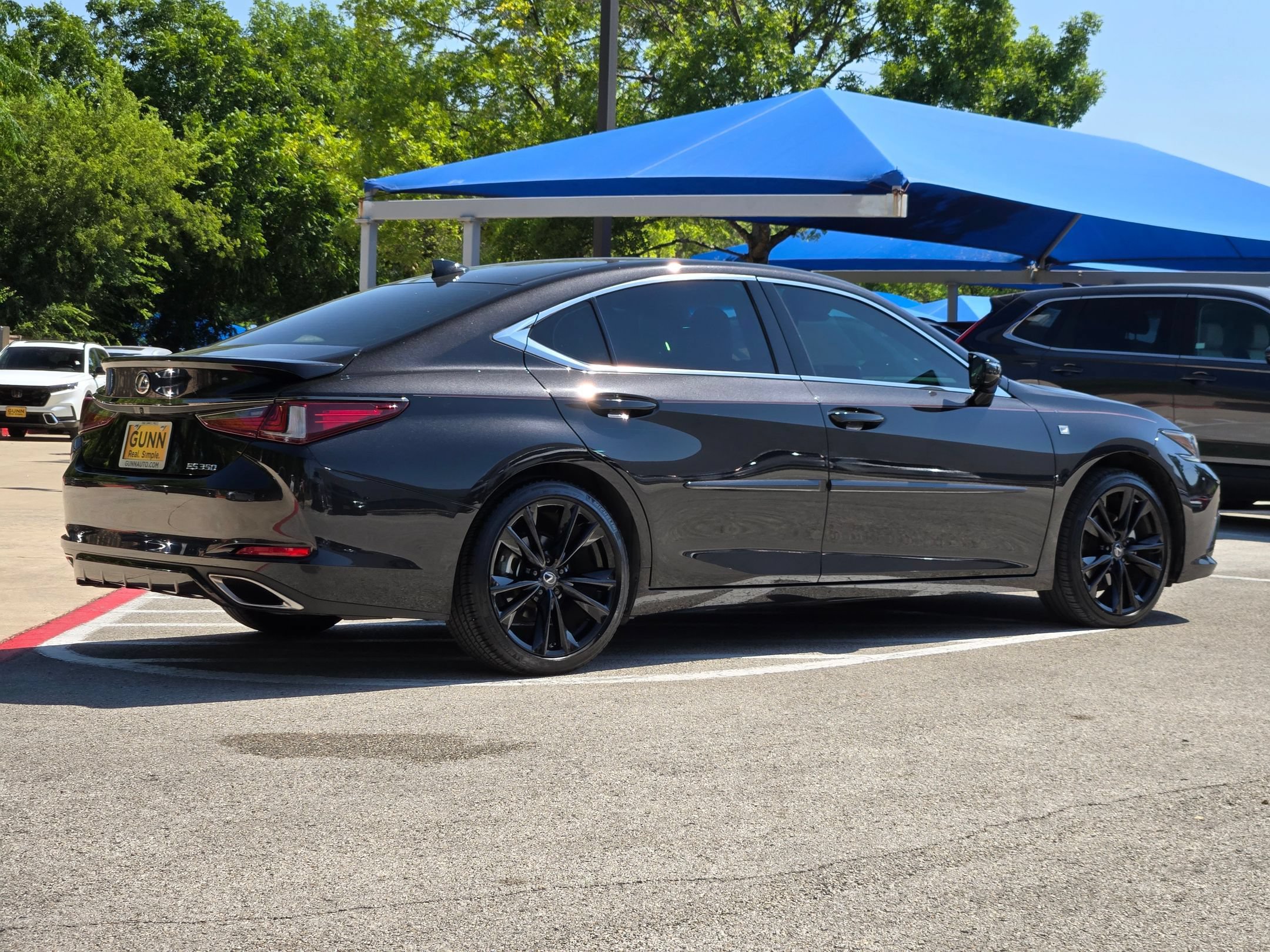 Used 2024 Lexus ES 350 F Sport w/ Accessory Package (Z2) FWD image 3