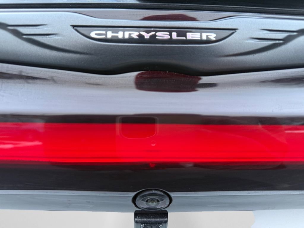 New 2026 Chrysler Pacifica Select FWD image 17