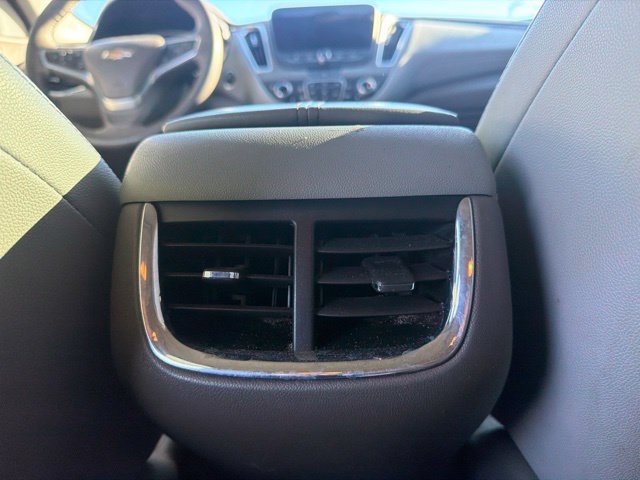 Used 2018 Chevrolet Malibu Premier w/ Premier Sun and Wheel Package FWD image 19