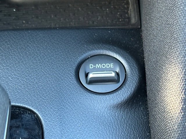 Certified 2024 Nissan Z Sport w/ Floor Mat Package image 36