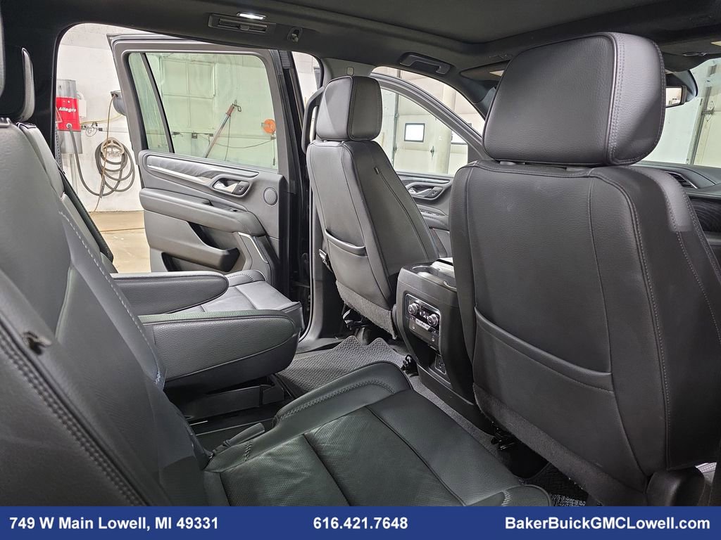 Used 2022 GMC Yukon XL Denali image 11