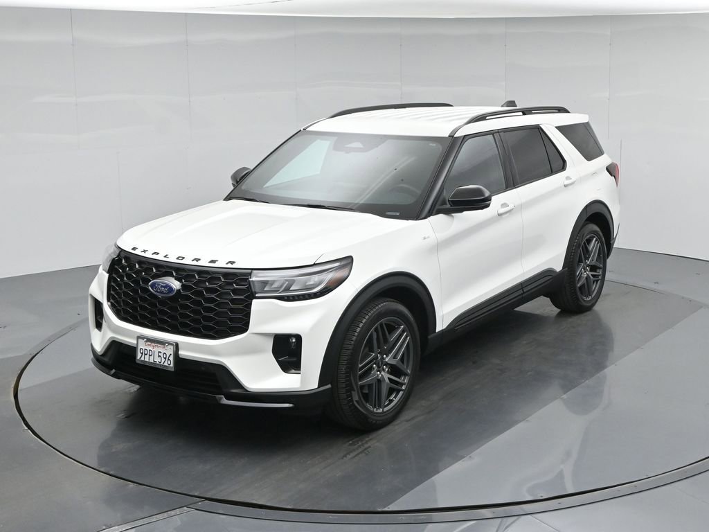 Used 2025 Ford Explorer ST-Line w/ Premium Package RWD image 40