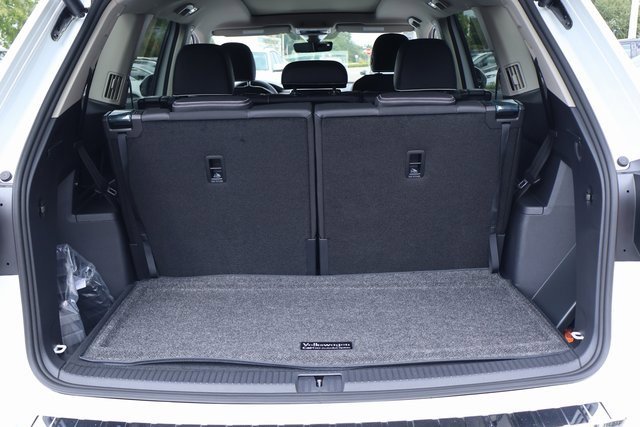 New 2026 Volkswagen Atlas SEL Premium R-Line image 17