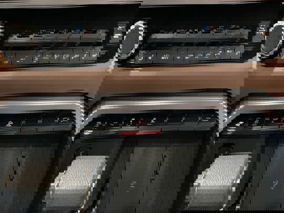 Used 2025 Toyota Tundra 1794 Edition image 21