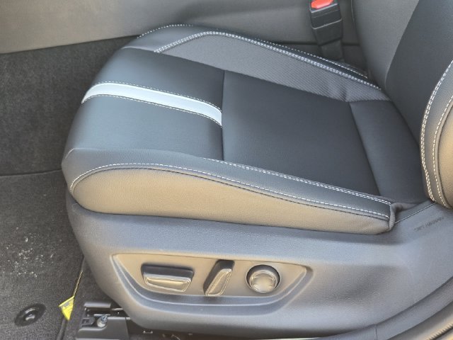 New 2026 Toyota Camry SE w/ Convenience Package FWD image 23