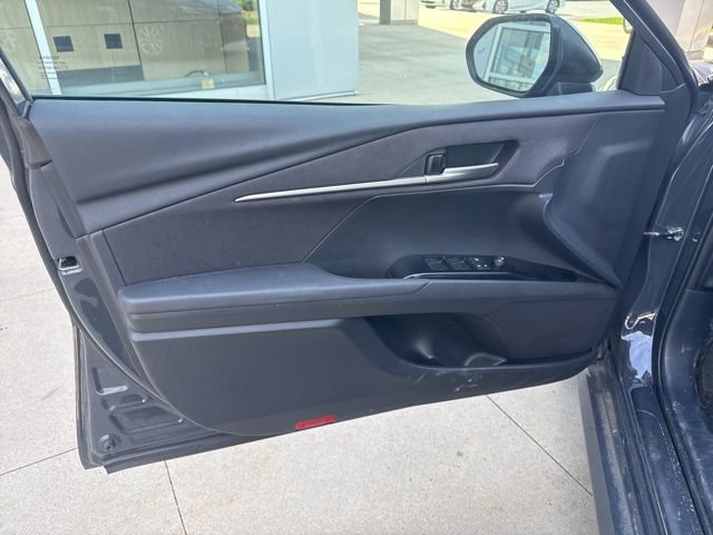 Used 2025 Toyota Camry LE w/ Convenience Package AWD/4WD image 23