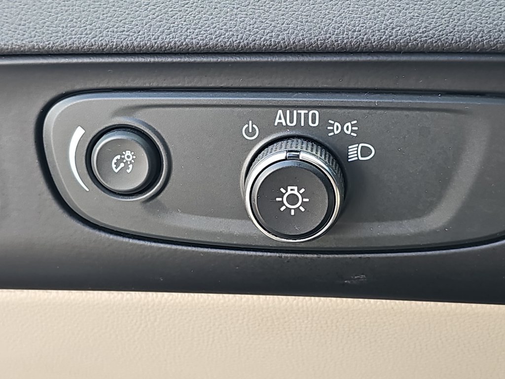 Used 2018 Buick Enclave Premium w/ Experience Buick Package AWD/4WD image 36