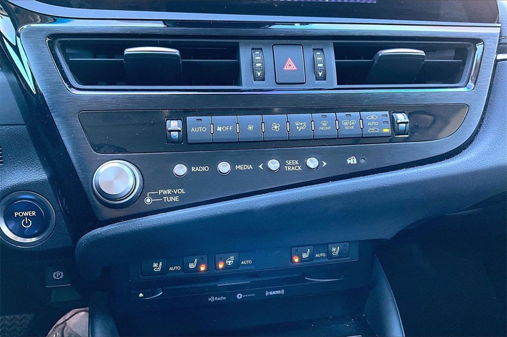 Used 2022 Lexus ES 300h w/ Premium Package image 32