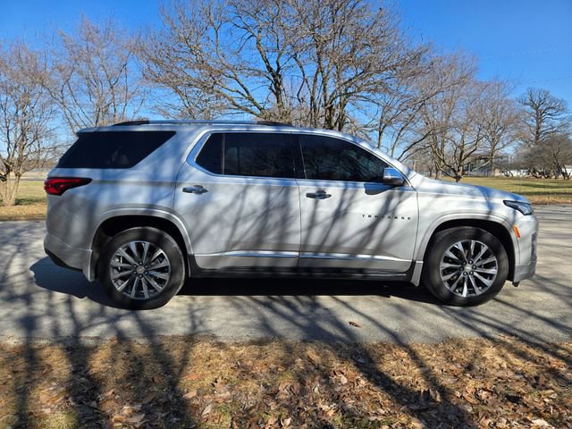 Used 2022 Chevrolet Traverse Premier w/ LPO, Floor Liner Package image 9