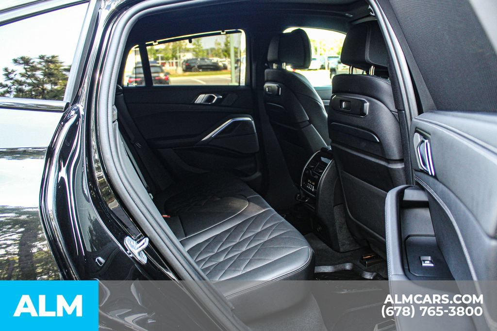 Used 2024 BMW X6 M60i AWD/4WD image 18