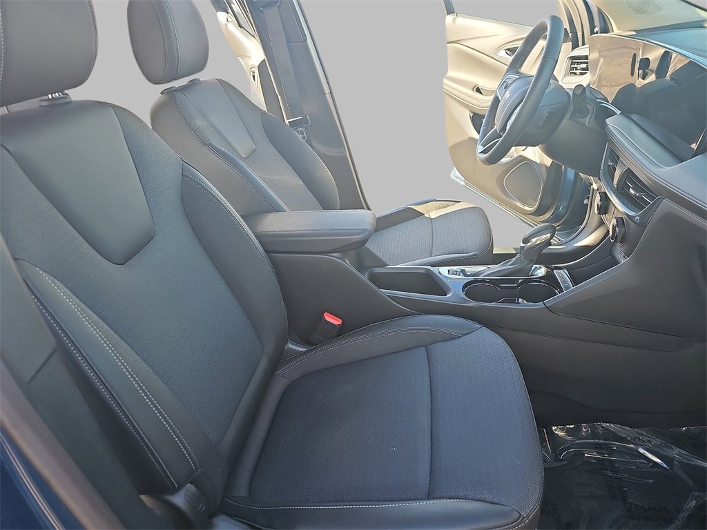 Certified 2024 Buick Encore GX Preferred w/ Comfort Package image 10