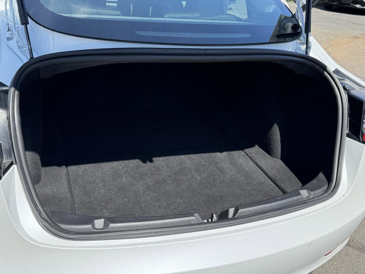 Used 2020 Tesla Model 3 Performance AWD/4WD image 11