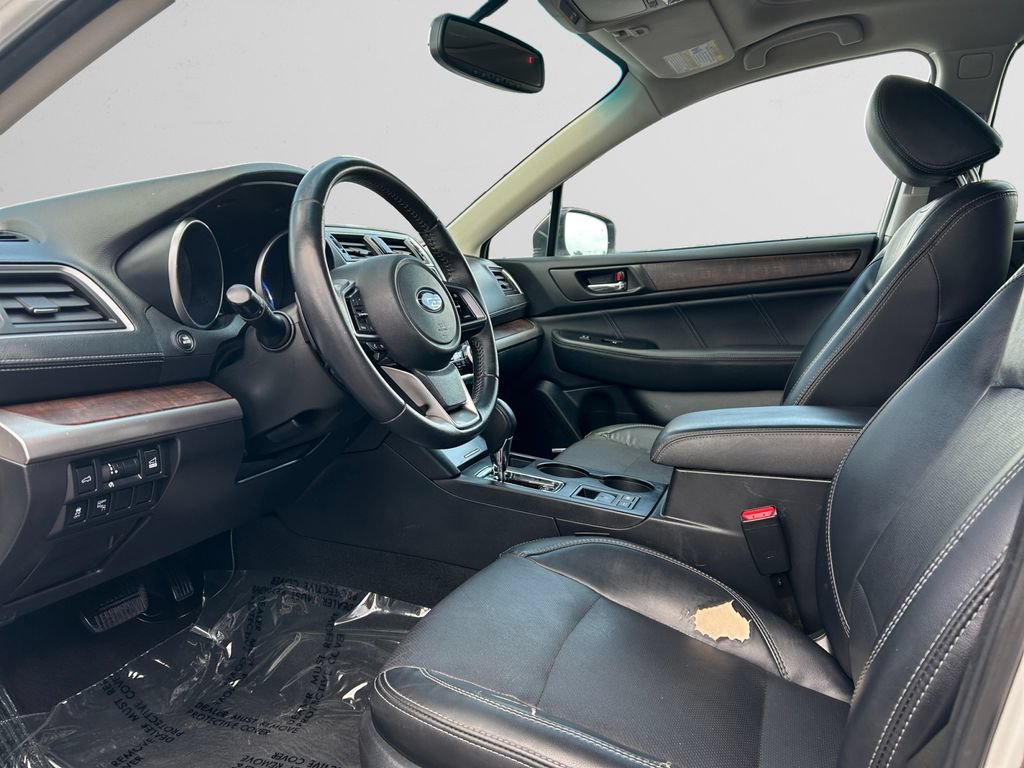 Used 2018 Subaru Outback 2.5i Limited w/ Popular Package #2 AWD/4WD image 10